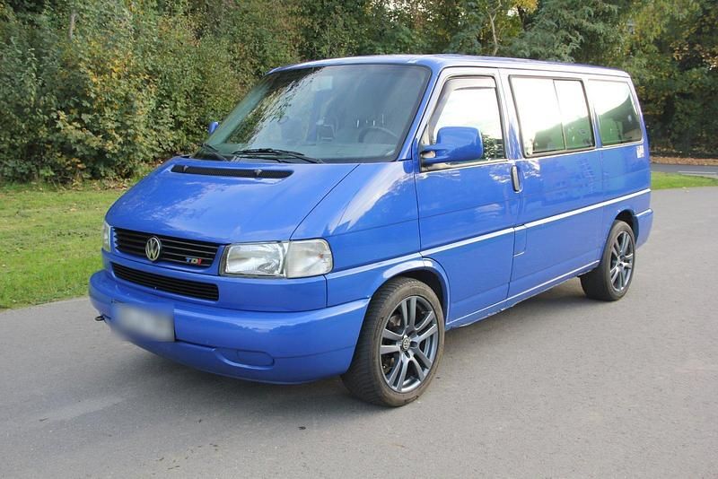 Second-hand VW T4 102 CP (75 kW) 2002 Albastru Van