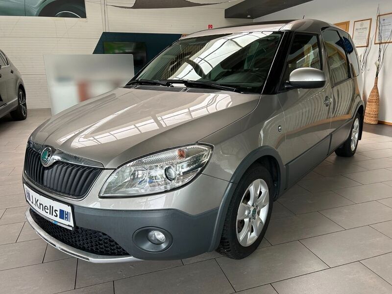 Beige Gebraucht 2012 Skoda Roomster Ambition Kombi | 7.450 € (Teuer) - Bild 1/4