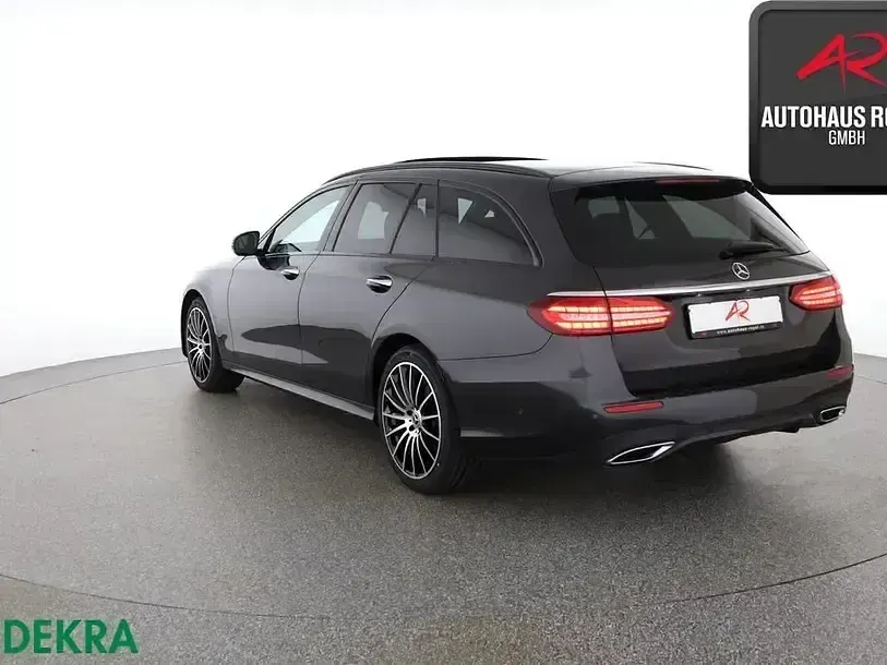 Gebraucht Mercedes E400 AMG 330 PS (242 kW) 2022 Grafitgrau Kombi