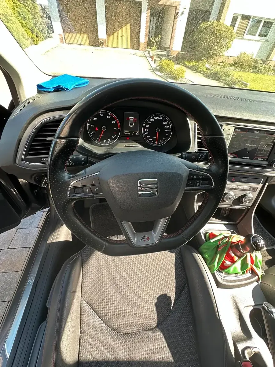 Usata Seat Leon FR 150 CV (110 kW) 2016 Grigio Berlina
