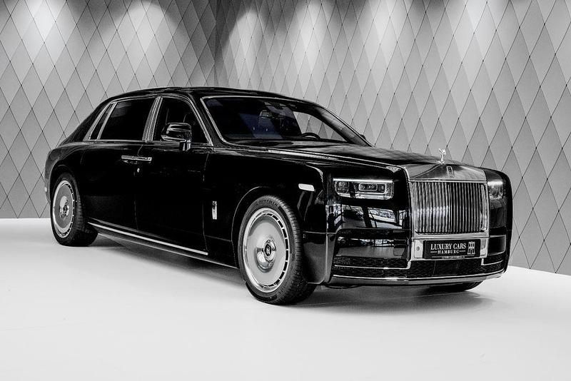 Schwarz Neu 2025 Rolls Royce Phantom Limousine | 773.322 € - Bild 1/4