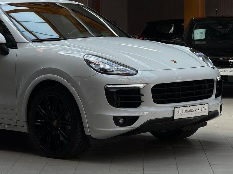 Gebraucht Porsche Cayenne S 385 PS (283 kW) 2016 Weiß SUV