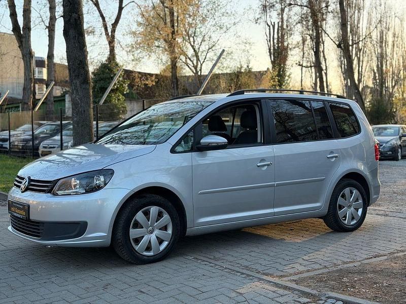 Gebraucht VW Touran 140 PS (102 kW) 2012 Silber Van / Kleinbus