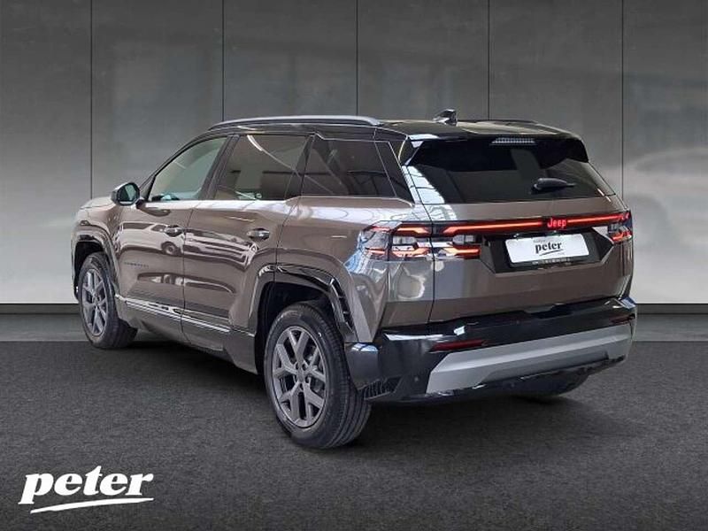 Neu Jeep Compass 145 PS (106 kW) 2026 Amazonia green/dach schwarz SUV