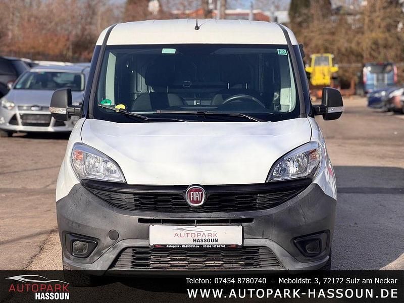 Gebraucht Fiat Doblò Basis 80 PS (58 kW) 2017 Colore esterno (weiß) Van / Kleinbus
