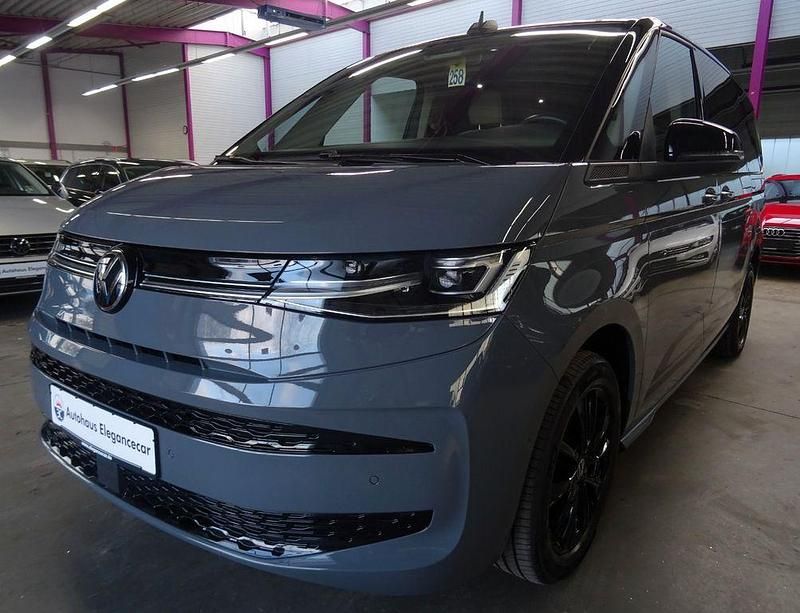 Grau Gebraucht 2023 VW T7 Van | 45.949 € (Teuer) - Bild 1/4