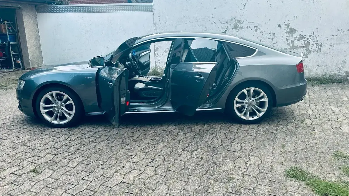 Gebraucht Audi S5 Sportback 333 PS (244 kW) 2011 Grau Kleinwagen