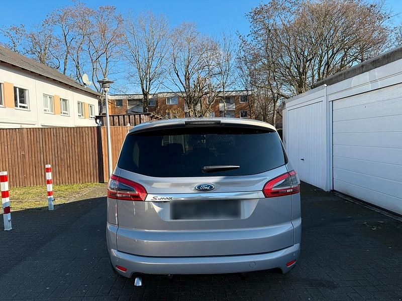 Gebraucht Ford S-MAX S 163 PS (119 kW) 2014 Grau Van / Kleinbus