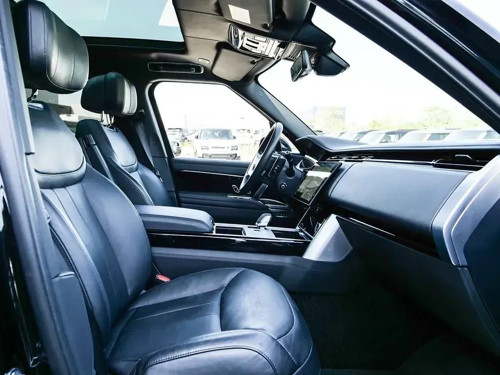Gebraucht Land Rover Range Rover Autobiography 558 PS (410 kW) 2025 Schwarz SUV