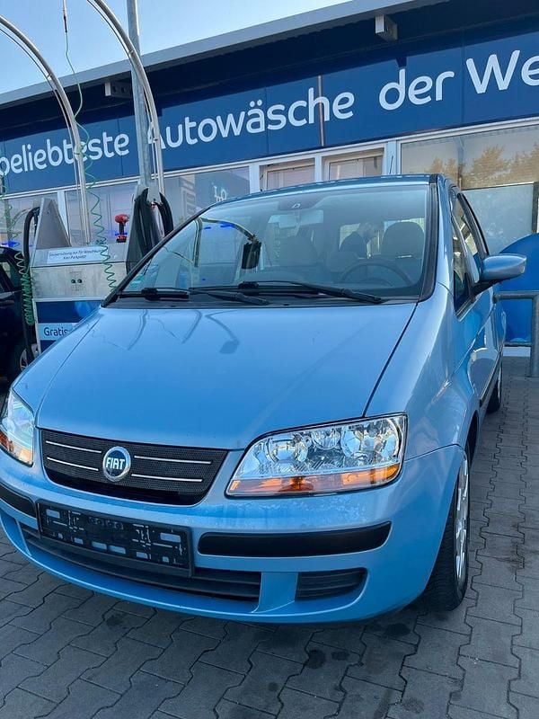 Gebraucht Fiat Idea Dynamic 69 PS (50 kW) 2006 Van / Kleinbus