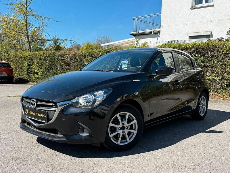 Gebraucht Mazda 2 Center-Line 105 PS (77 kW) 2016 Onyxschwarz metallic Kleinwagen