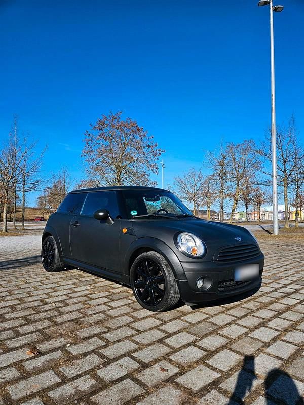 Gebraucht Mini Cooper 95 PS (69 kW) 2009 Schwarz Kleinwagen