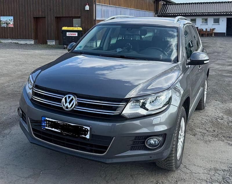 Gebraucht VW Tiguan Cup 140 PS (102 kW) 2014 Grau SUV
