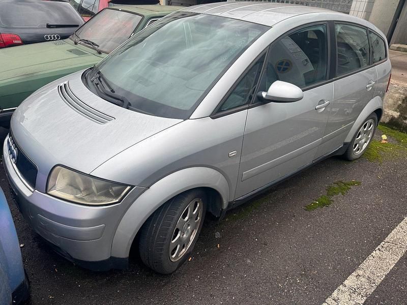 Occasion Audi A2 75 ch (55 kW) 2003 Argent Citadine