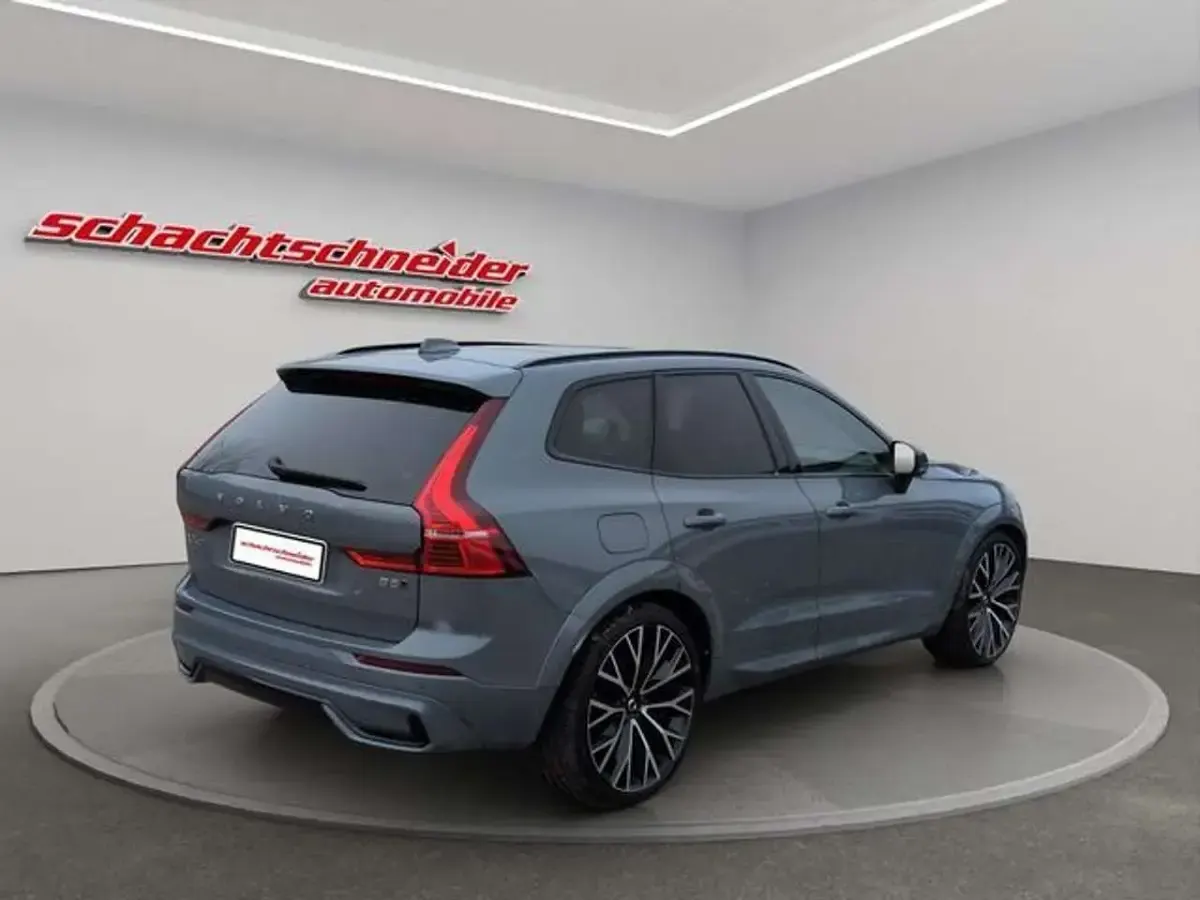 Gebraucht Volvo XC60 R-Design 235 PS (172 kW) 2022 Thunder grey metallic SUV