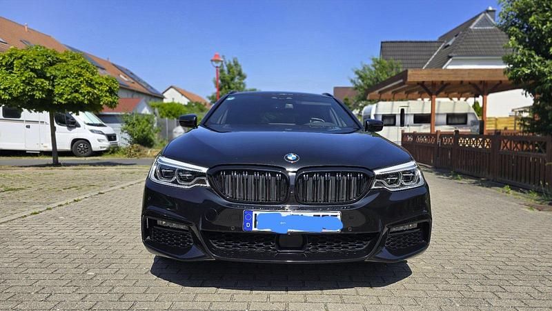 Gebraucht BMW 320 M Sport 320 PS (235 kW) 2019 Schwarz Kombi