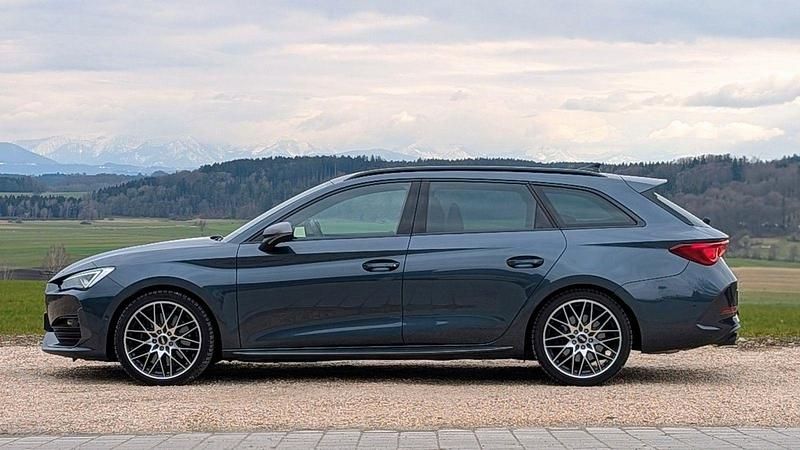 Gebraucht Cupra Leon VZ 310 PS (228 kW) 2023 Grau Kombi