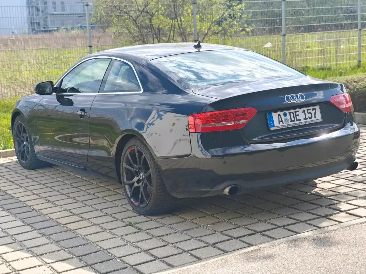 Używany Audi A5 211 KM (155 kW) 2010 Czarny Coupe