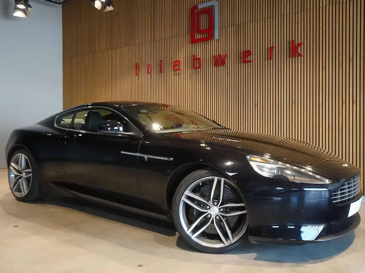 Gebraucht Aston Martin Virage 498 PS (366 kW) 2012 Onyx Coupé