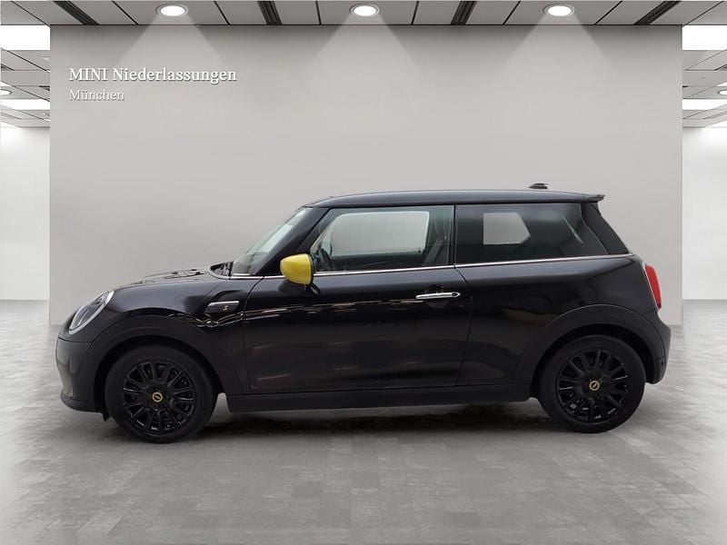 Gebraucht Mini Cooper SE 135 kW (184 PS) 2022 Schwarz Kleinwagen
