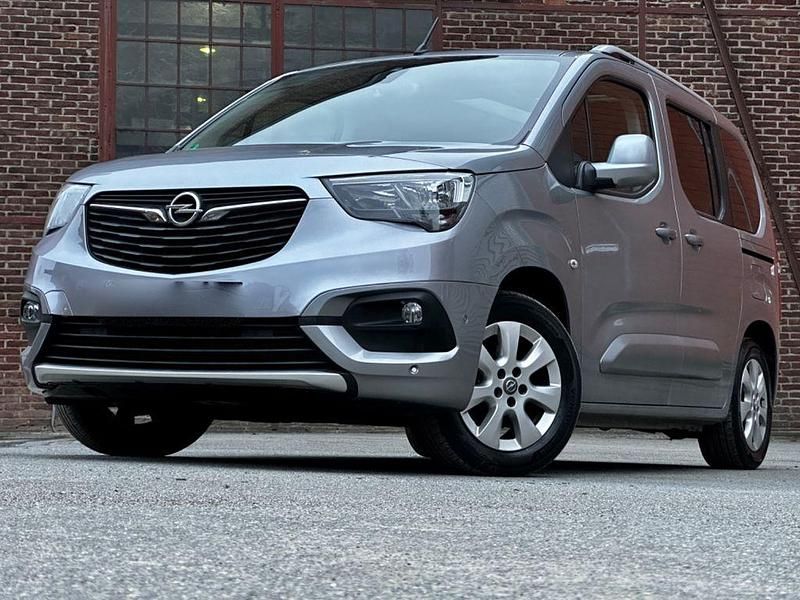 Gebraucht Opel Combo Life Innovation 102 PS (75 kW) 2018 Grau Van / Kleinbus