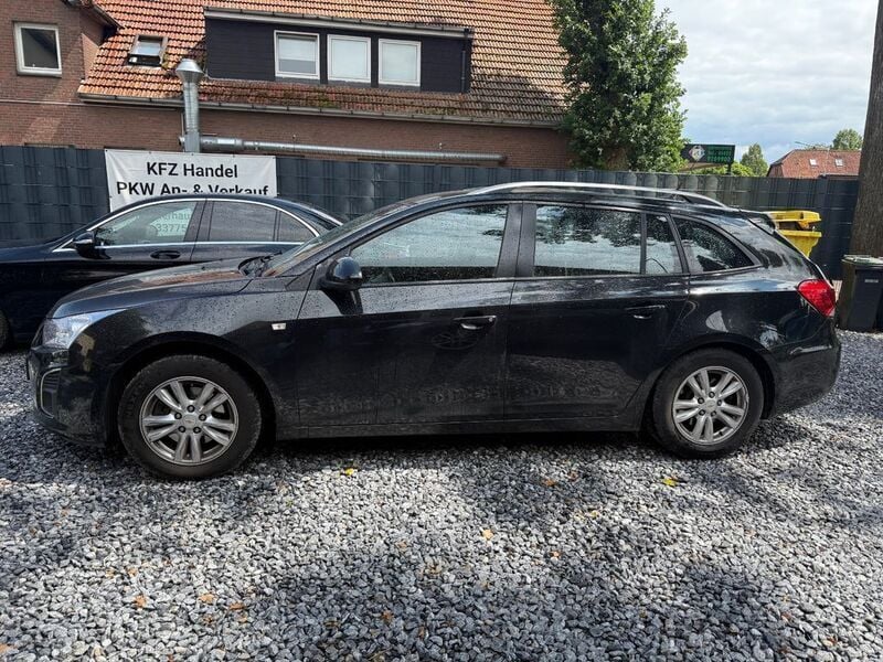 Gebraucht Chevrolet Cruze LT 131 PS (96 kW) 2012 Schwarz Kombi