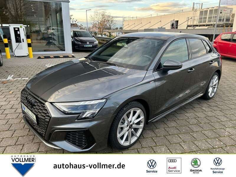 Grau Gebraucht 2024 Audi A3 Sportback S-Line Limousine | 36.770 € (Guter Preis) - Bild 1/4