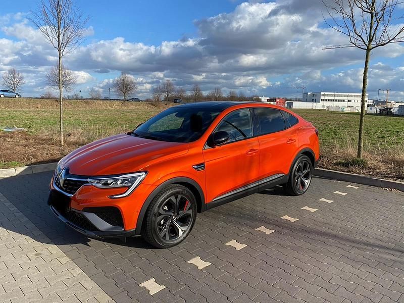 Orange Gebraucht 2021 Renault Arkana Bose Edition SUV | 21.990 € (Fairer Preis) - Bild 1/4