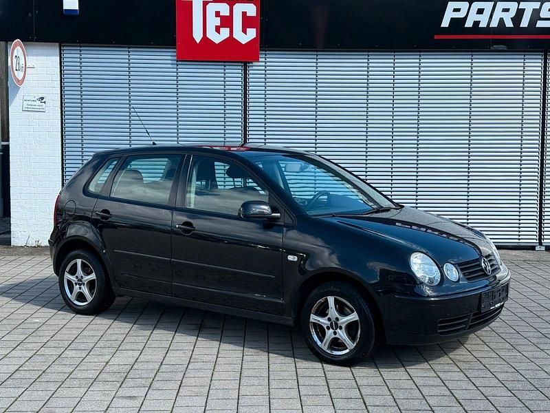 Schwarz Gebraucht 2004 VW Polo Cricket Kleinwagen | 600 € (Superpreis) - Bild 1/4