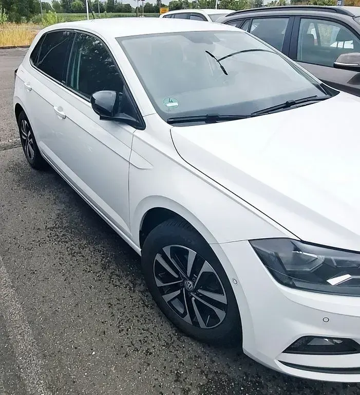 Gebraucht VW Polo IQ Drive 80 PS (58 kW) 2019 Weiß Kleinwagen