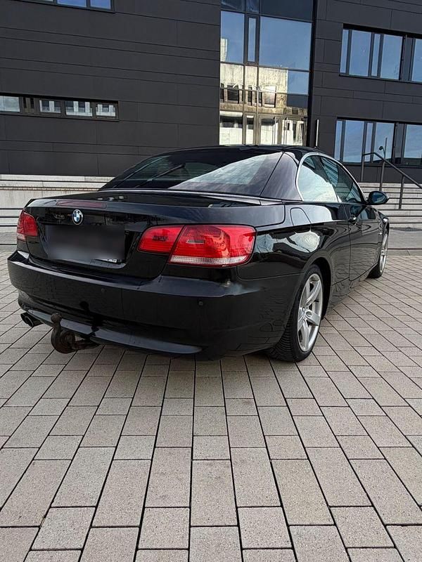 Gebraucht BMW 325 Cabriolet 218 PS (160 kW) 2007 Schwarz Cabrio