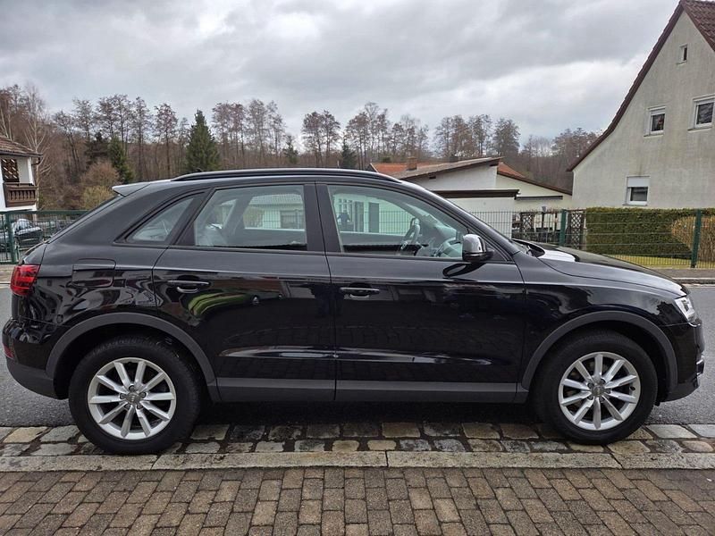 Gebraucht Audi Q3 140 PS (102 kW) 2013 Schwarz SUV
