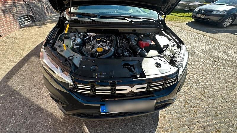 Gebraucht Dacia Jogger 110 PS (80 kW) 2023 Schwarz Van / Kleinbus