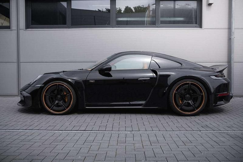 Schwarz uni Neu 2024 Porsche 992 Coupé | 689.900 € - Bild 1/4