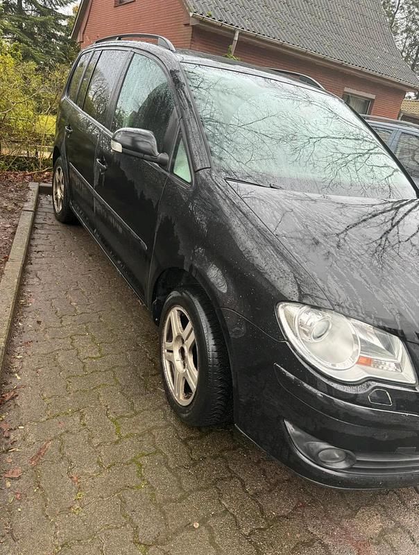 Gebraucht VW Touran 140 PS (102 kW) 2008 Van / Kleinbus
