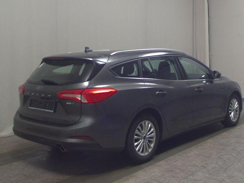 Gebraucht Ford Focus Titanium 125 PS (91 kW) 2021 Grau Limousine