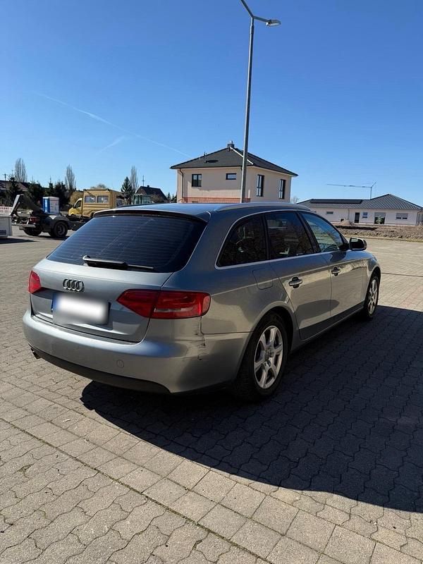 Gebraucht Audi A4 120 PS (88 kW) 2009 Silber Kombi