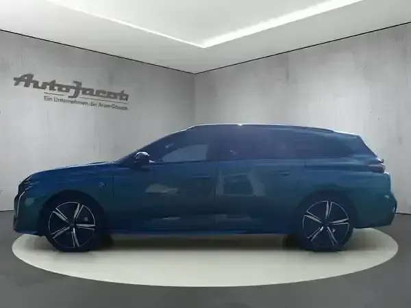Gebraucht Peugeot 308 131 PS (96 kW) 2023 Avatar blau Kombi