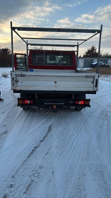 Gebraucht Ford Transit 129 PS (94 kW) 2010 Rot SUV