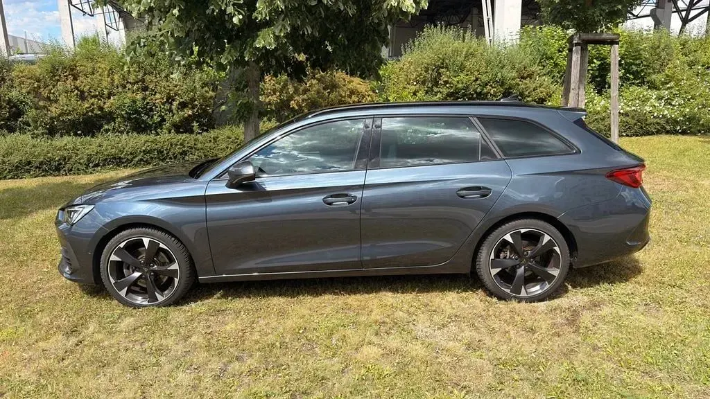 Gebraucht Cupra Leon 190 PS (139 kW) 2023 Grau Limousine