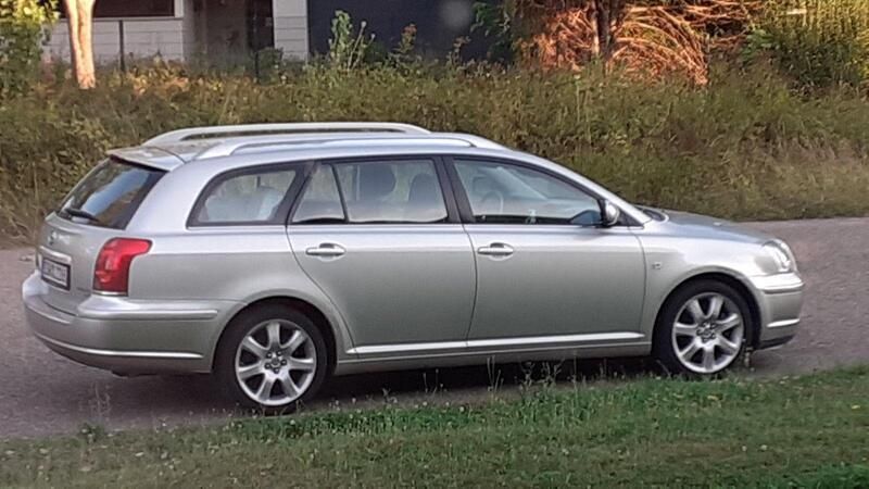 Gebraucht 2003 Toyota Avensis Kombi | 7.300 € - Bild 1/1