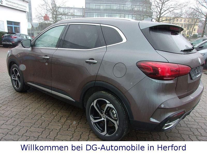 Second-hand MG HS Luxury 162 CP (119 kW) 2024 Gri SUV