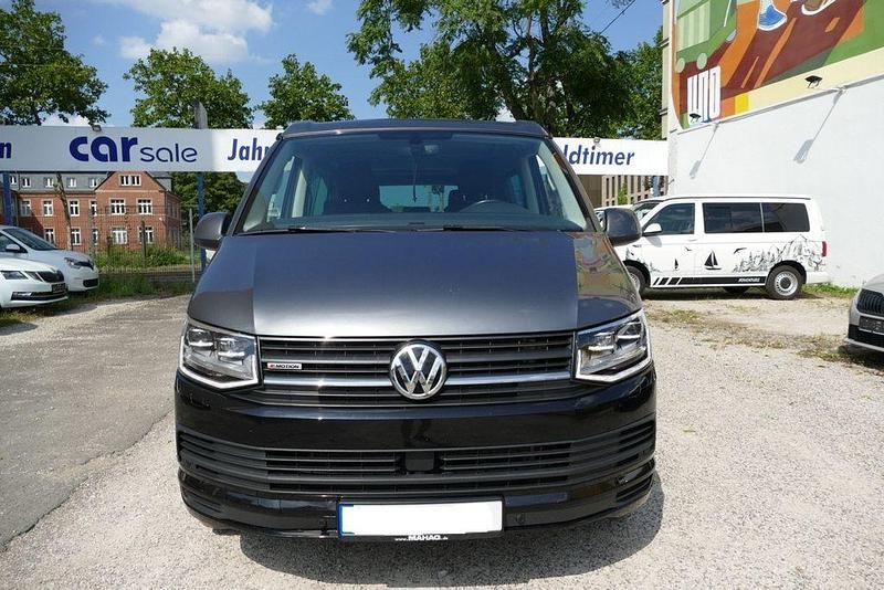 Rot Gebraucht 2019 VW T6.1 Beach Van | 42.800 € (Teuer) - Bild 1/4