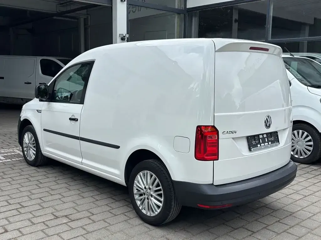 Gebraucht VW Caddy 102 PS (75 kW) 2016 Weiß Van / Kleinbus