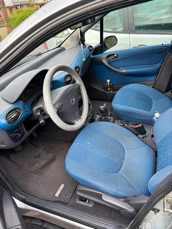Gebraucht Mercedes A160 2001 Silber Kleinwagen