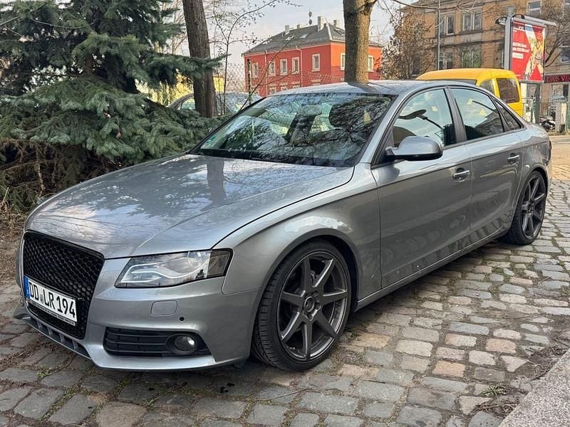 Gebraucht Audi A4 Black Edition 170 PS (125 kW) 2011 Grau Limousine