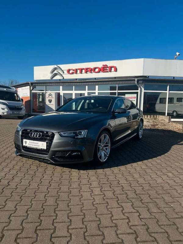 Daytona gray pearlescent (metallic) Gebraucht 2016 Audi A5 Sportback Coupé | 18.990 € (Fairer Preis) - Bild 1/4