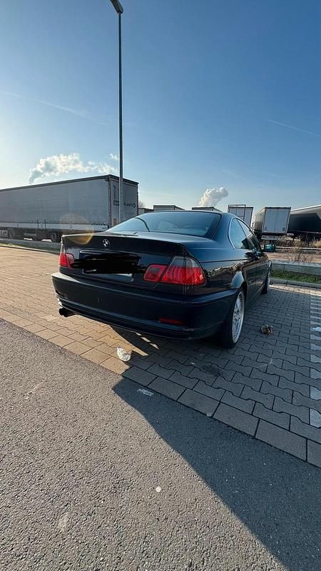 Gebraucht BMW 320 170 PS (125 kW) 2001 Blau Coupé