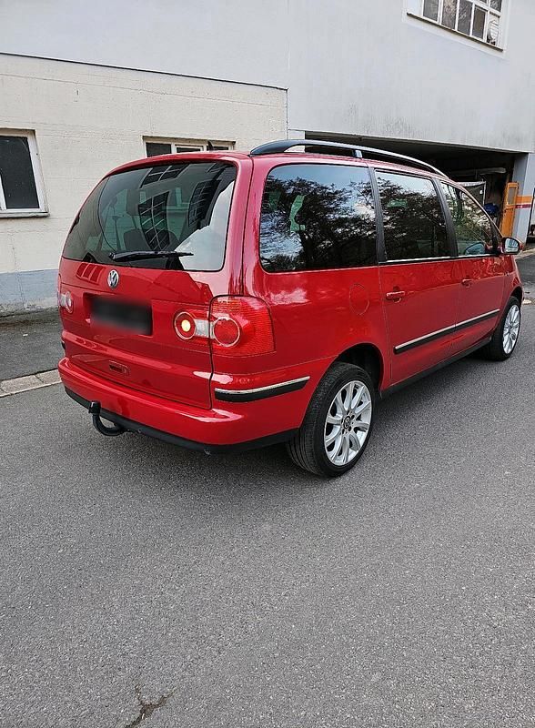 Gebraucht VW Sharan 131 PS (96 kW) 2006 Rot Van / Kleinbus