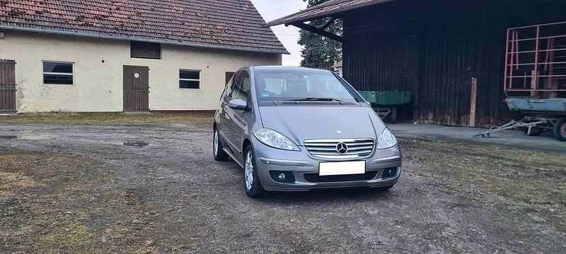 Gebraucht Mercedes A170 Elegance 116 PS (85 kW) 2007 Grau Van / Kleinbus